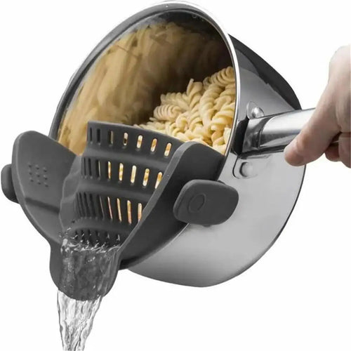 Adjustable Clip-On Pot Strainer for Easy Draining